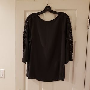 NWT The Limited Black Round Neck 3/4 Sleeve Top